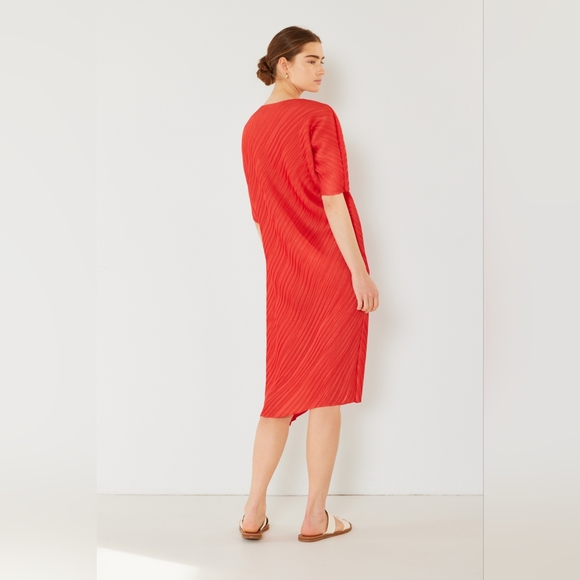 Marina West Swim Pleated Dolman Sleeve Dress - Picture 3 of 5